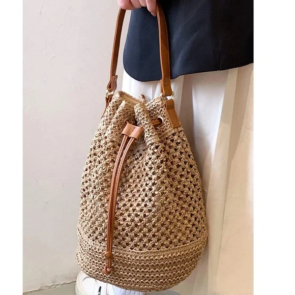 Boho Straw Vegan Leather Strap Bucket Crossbody Bag - Picture 2 of 7